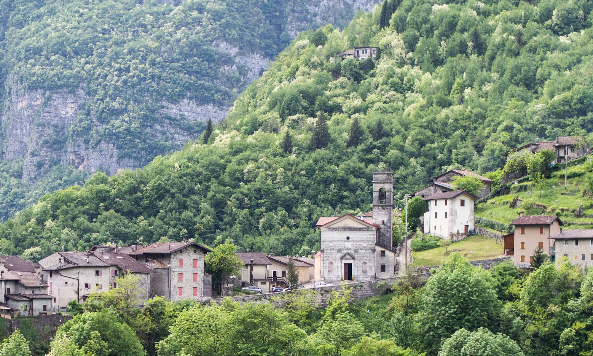 View of Incino along with its church from Corlo
